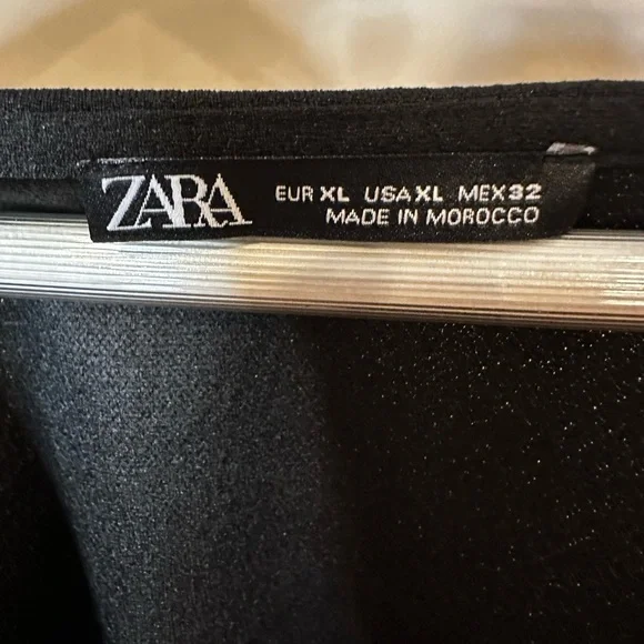 Zara Black Long Sleeve V-Neck Dress - Picture 2 of 4